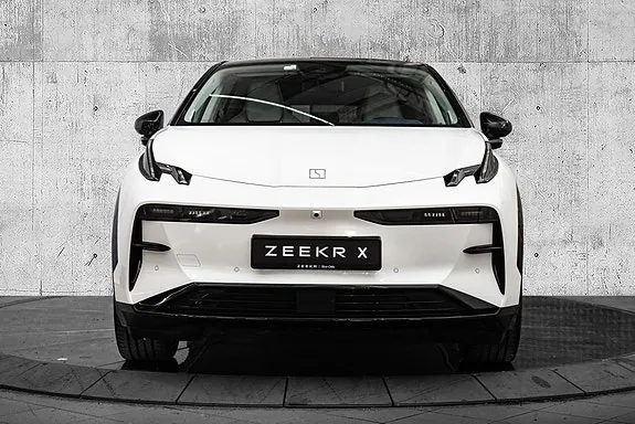 Zeekr X 2025 photo 3
