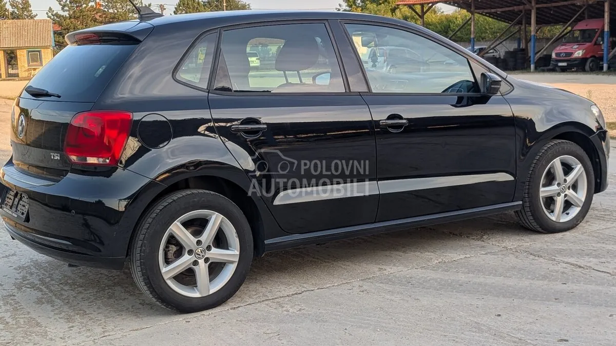 Volkswagen Polo 2012 photo 5