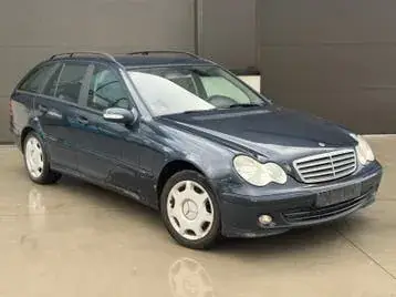 Mercedes-Benz C200