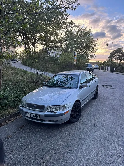 Volvo S40