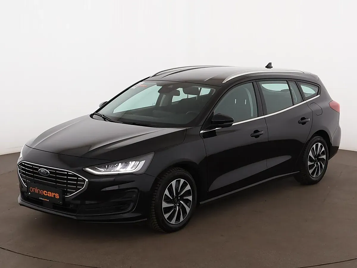 Ford Focus 2023 photo 2