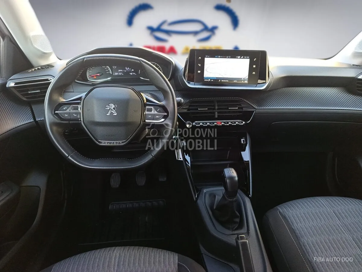 Peugeot 208 2021 photo 2
