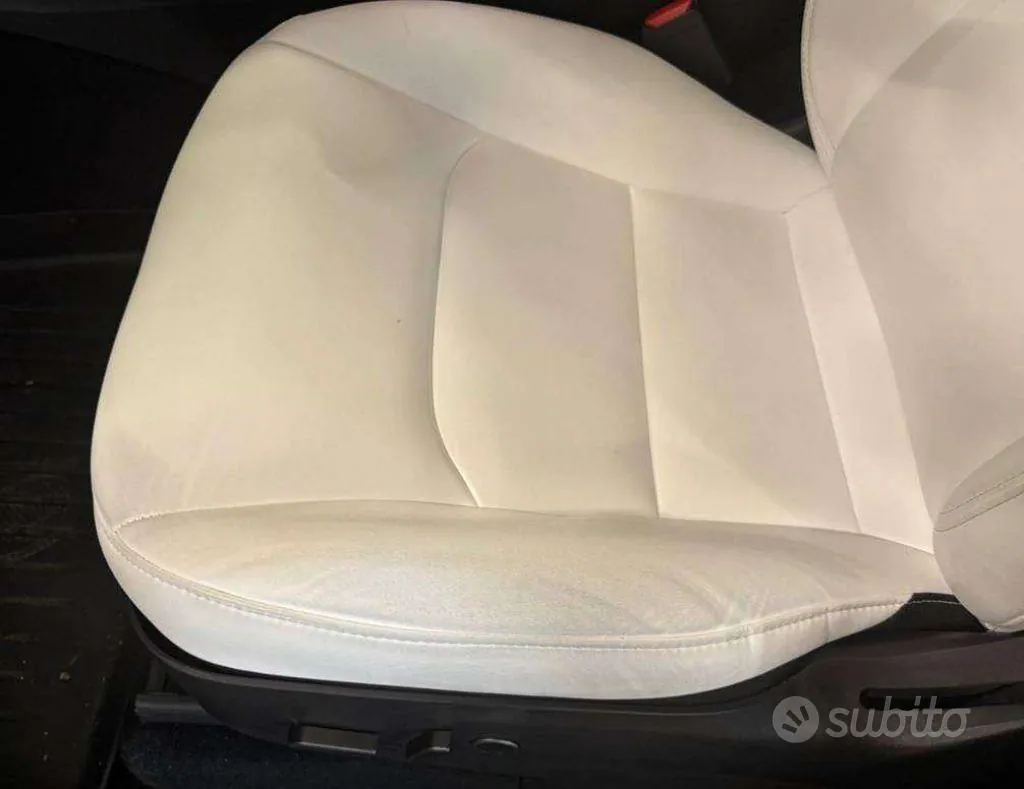 Tesla Model Y 2022 photo 4