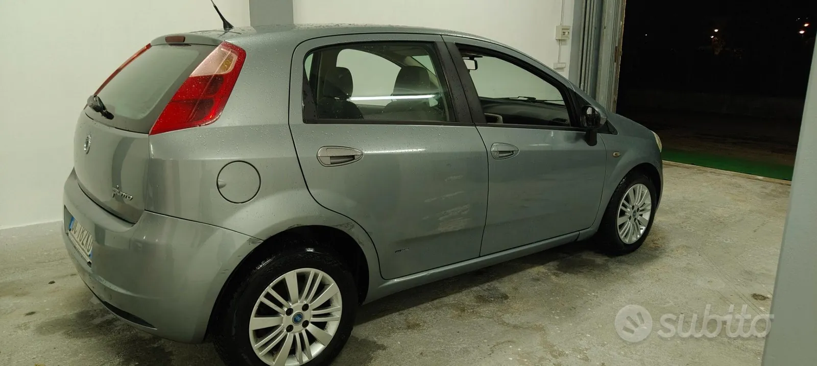 Fiat Grande Punto 2006 photo 2