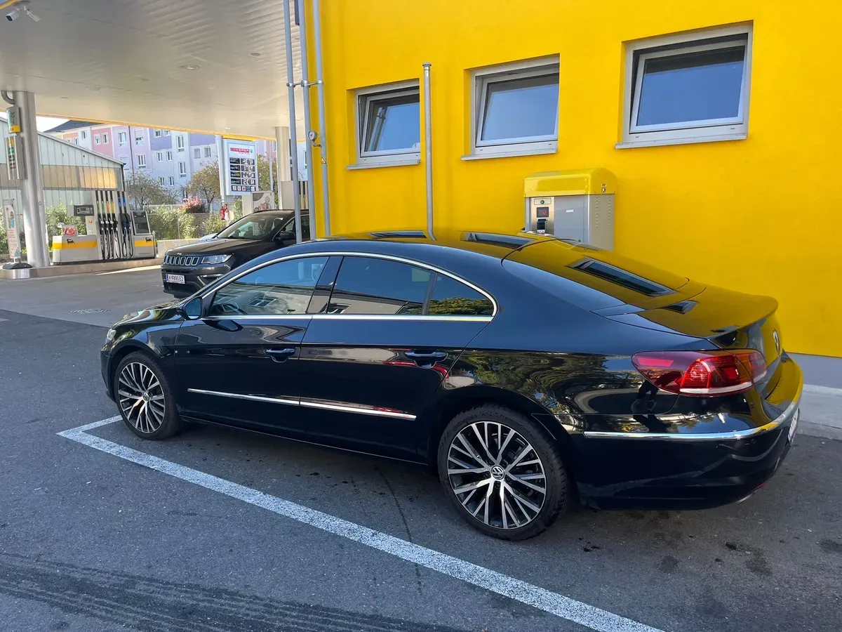 Volkswagen Passat Cc 2012 photo 2