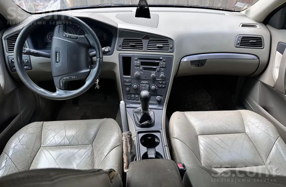 Volvo V70 2001 photo 3
