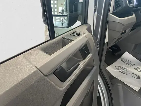 Volkswagen Crafter 2026 photo 4