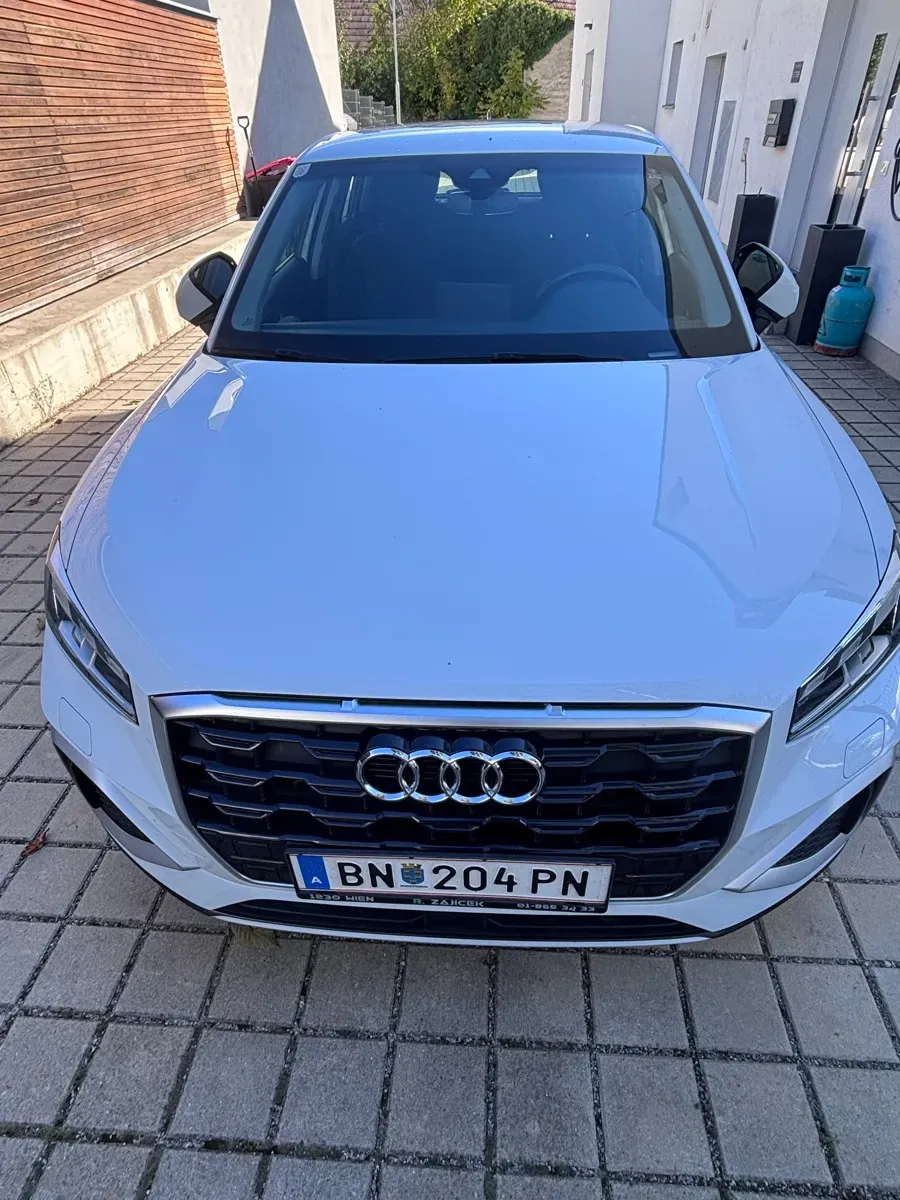 Audi Q2 2022 photo 2