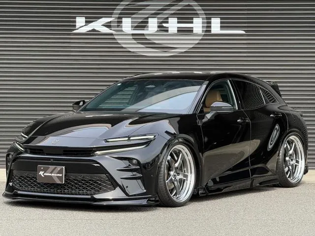 Toyota Crown Sport 2023 photo 2