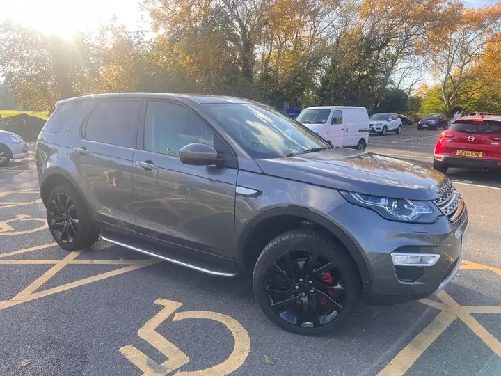 Land Rover Discovery Sport 2016 photo 2
