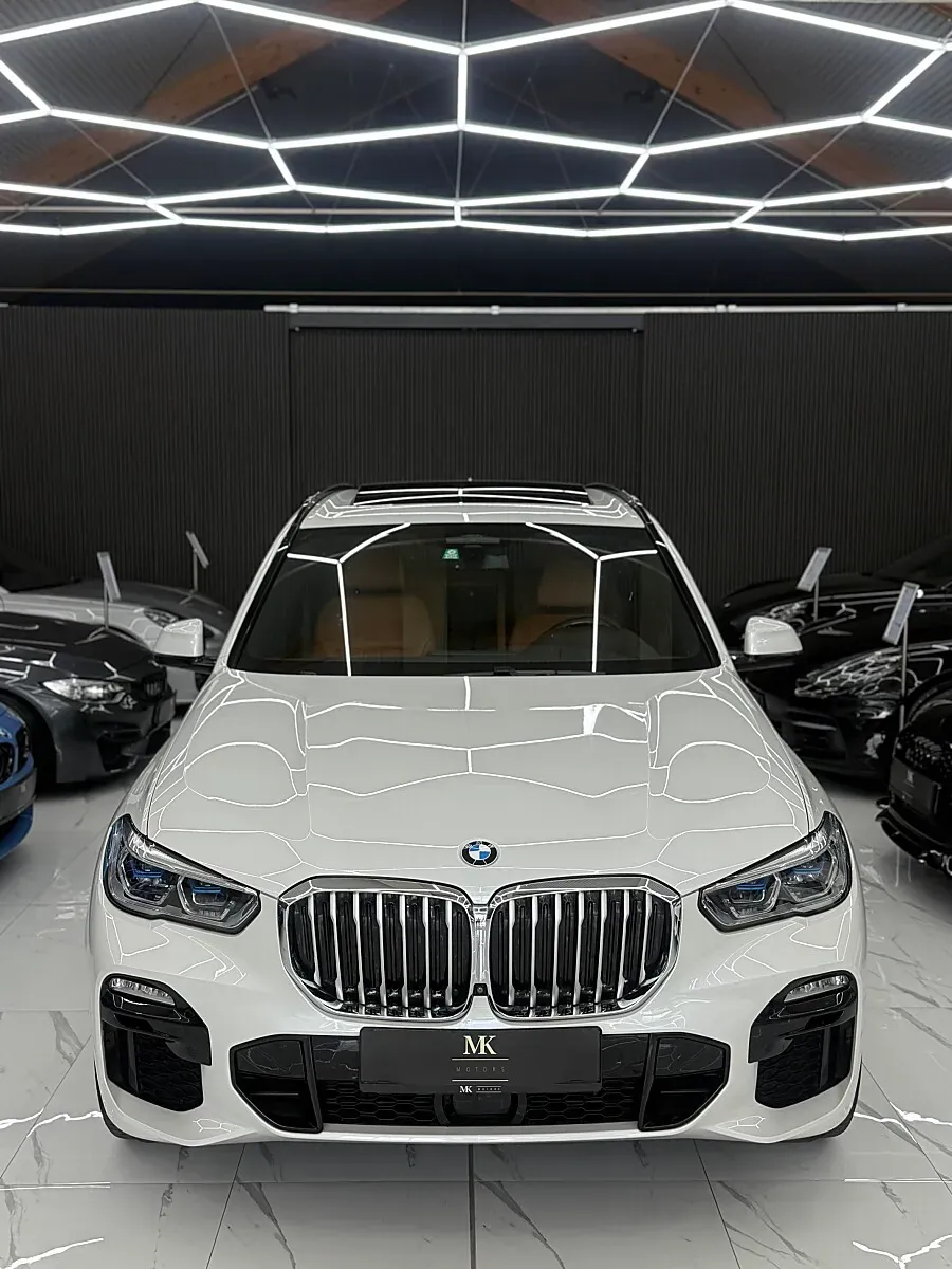 BMW X5 2018 photo 2