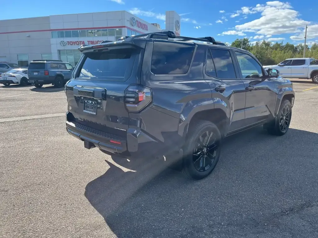 Toyota 4Runner 2025 photo 5