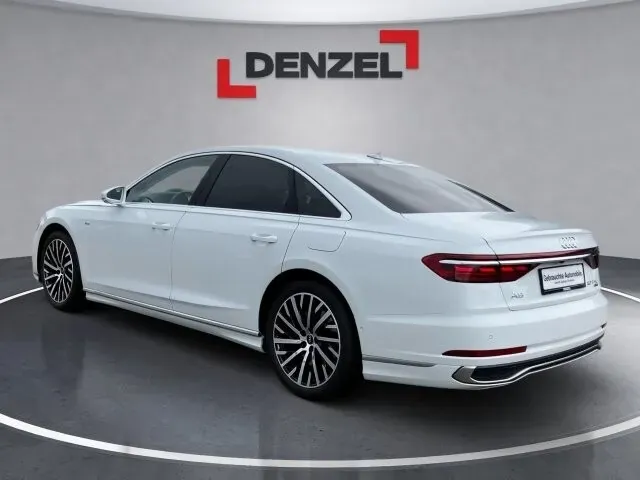 Audi A8 2024 photo 3