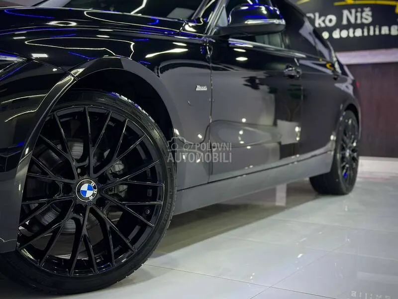 BMW 318 2016 photo 4