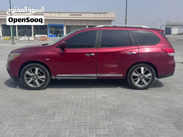 Nissan Pathfinder 2013 photo 3