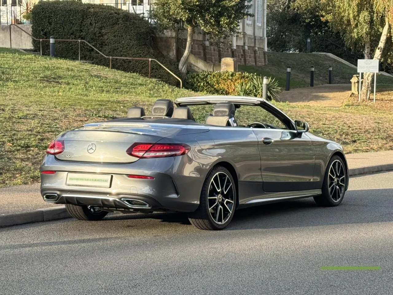 Mercedes-Benz C-Class 2019 photo 3