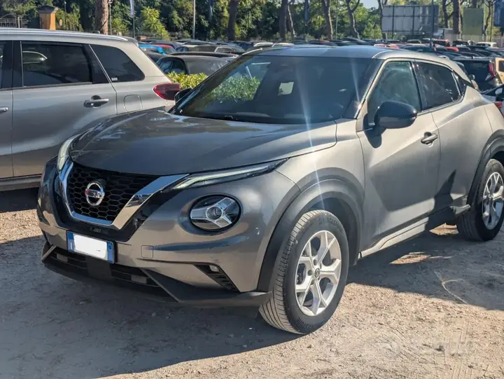 Nissan Juke 2022 photo 2