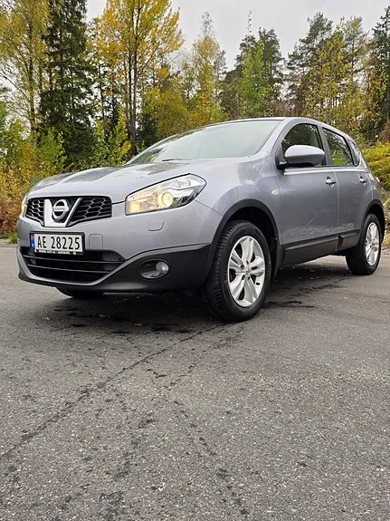 Nissan Qashqai 2010 photo 2