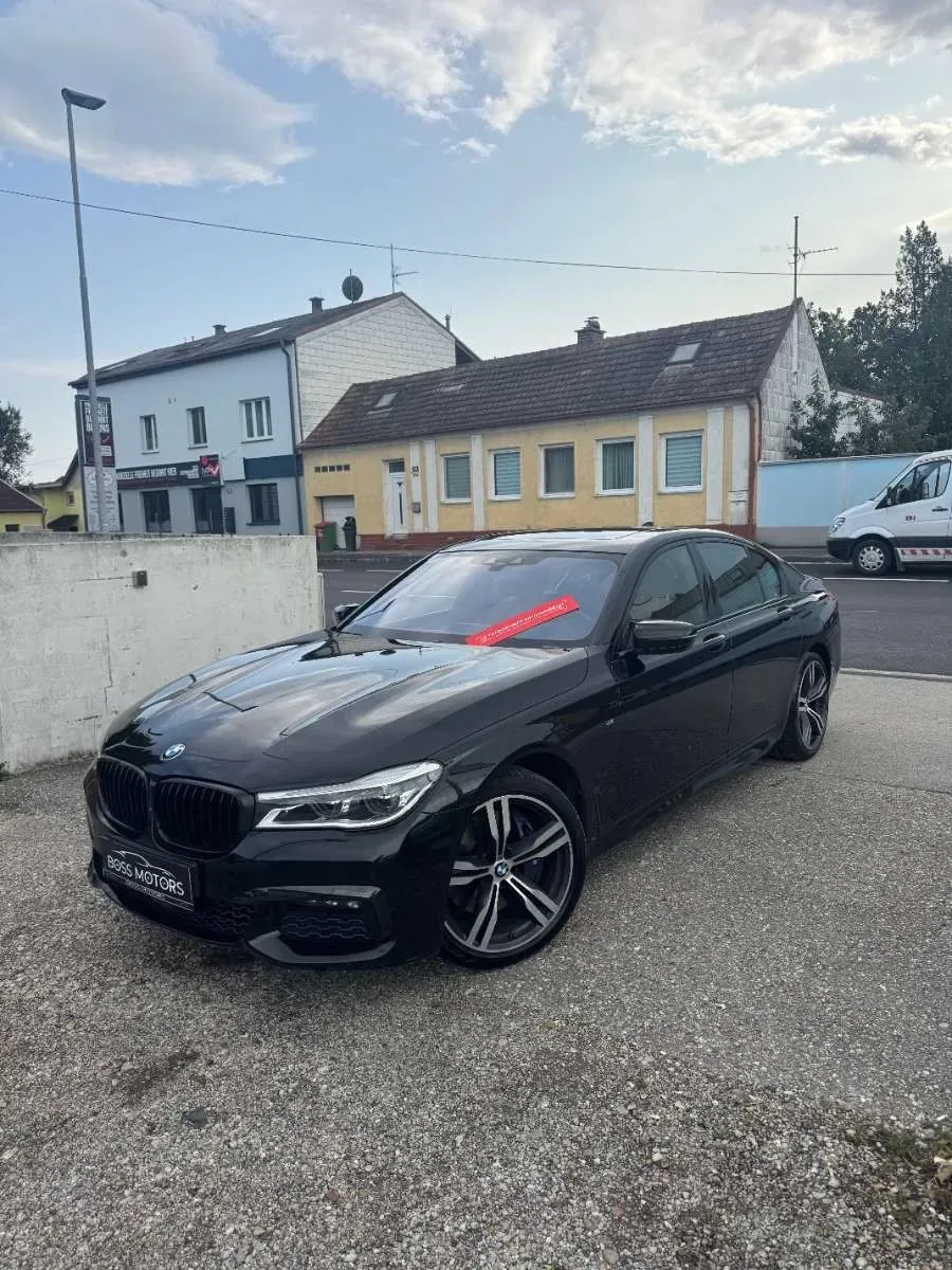 BMW 7 Series 2018 photo 3