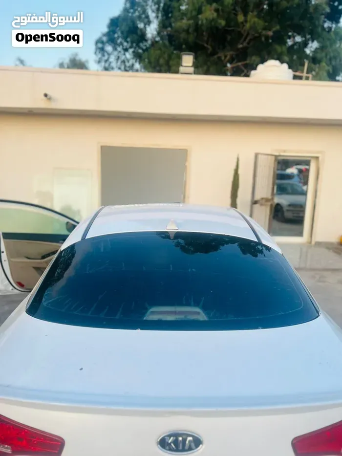 Kia K5 2012 photo 2