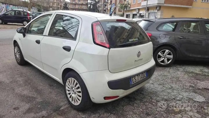 Fiat Punto Evo 2012 photo 5