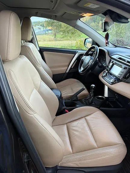 Toyota Rav4 2014 photo 2