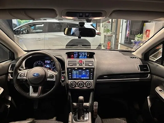 Subaru Xv 2017 photo 5