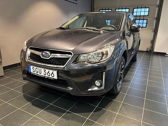 Subaru Xv 2017 photo 2