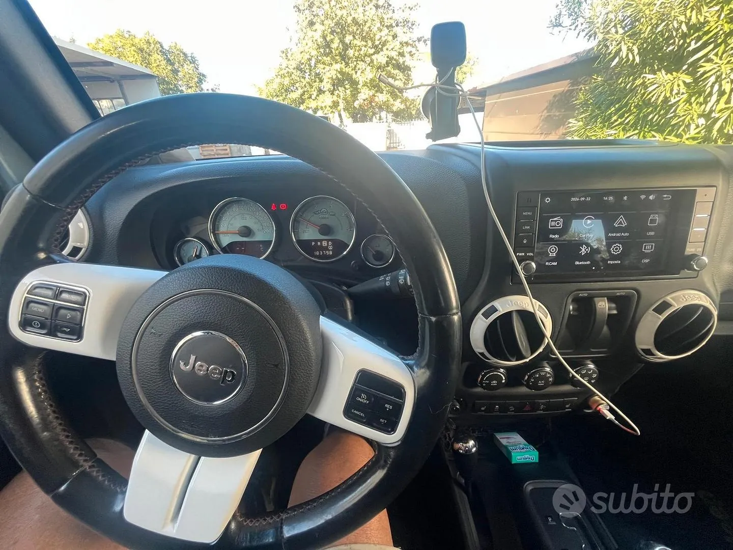 Jeep Wrangler 2012 photo 4