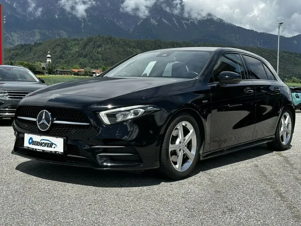 Mercedes-Benz A-Class 2022 photo 2