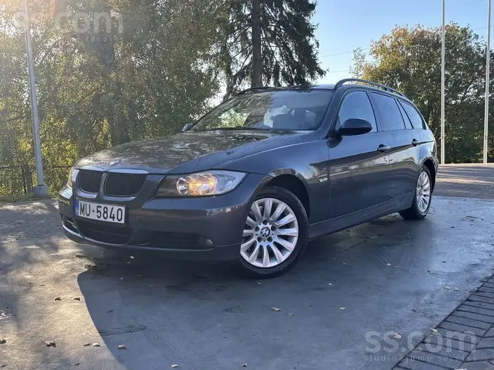 BMW 320 2008 photo 4