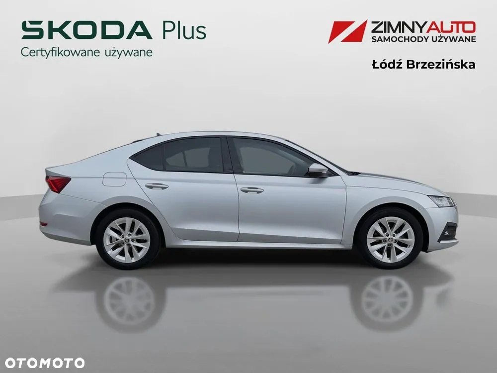 Skoda Octavia 2023 photo 4