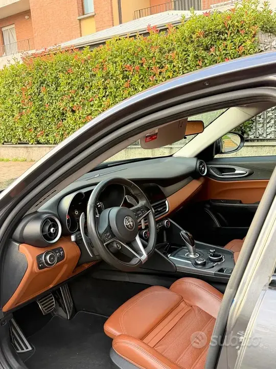 Alfa Romeo Giulia 2018 photo 3