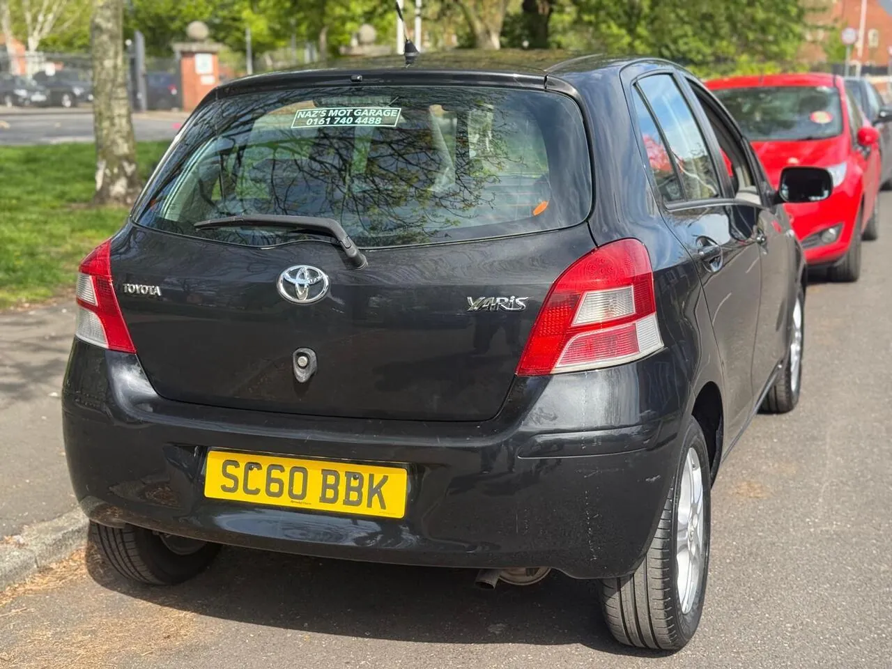 Toyota Yaris 2011 photo 4
