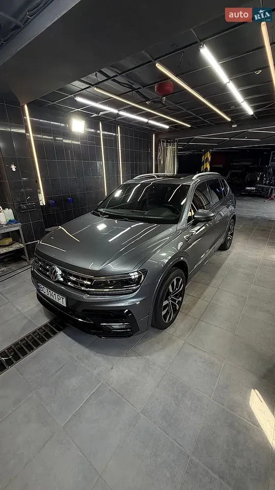 Volkswagen Tiguan 2018 photo 5
