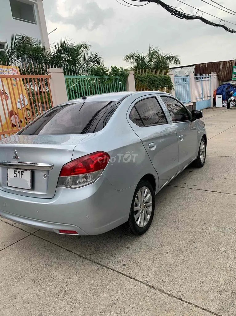 Mitsubishi Attrage 2018 photo 4