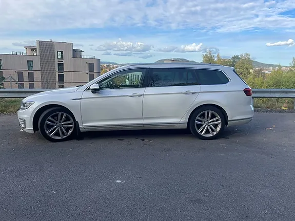 Volkswagen Passat 2017 photo 3