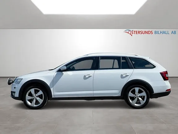 Skoda Octavia Scout 2018 photo 4