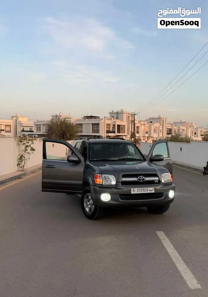 Toyota Sequoia 2007 photo 2