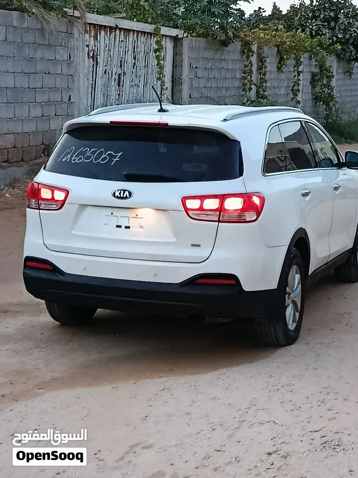 Kia Sorento 2017 photo 2