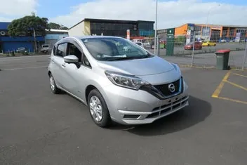 Nissan Note 2021 photo 2
