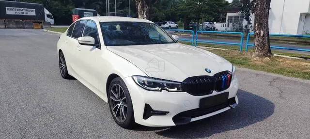 BMW 320I
