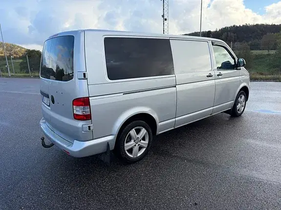 Volkswagen Transporter 2011 photo 2