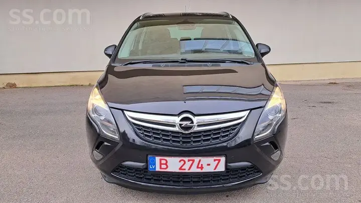 Opel Zafira 2015 photo 3
