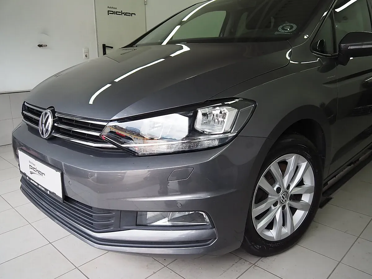Volkswagen Touran 2015 photo 3