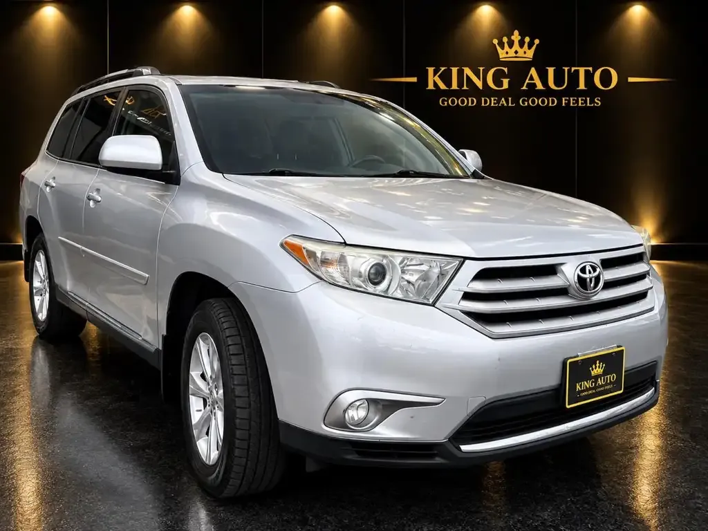 Toyota Highlander 2012 photo 3