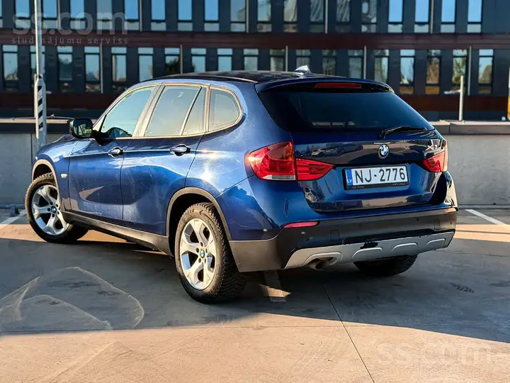 BMW X1 2011 photo 4