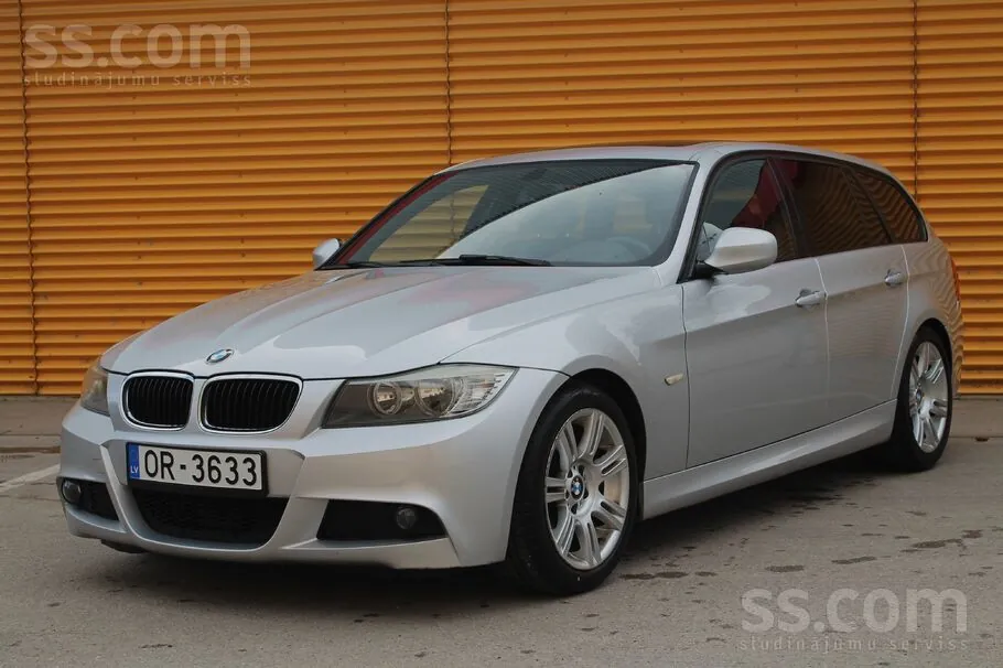 BMW 320