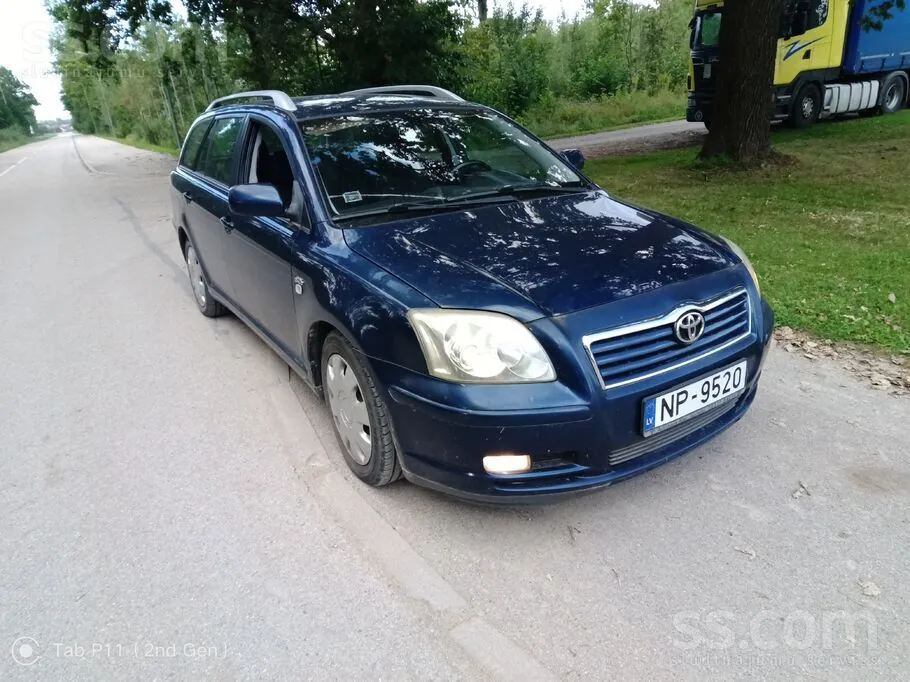 Toyota Avensis 2004 photo 2