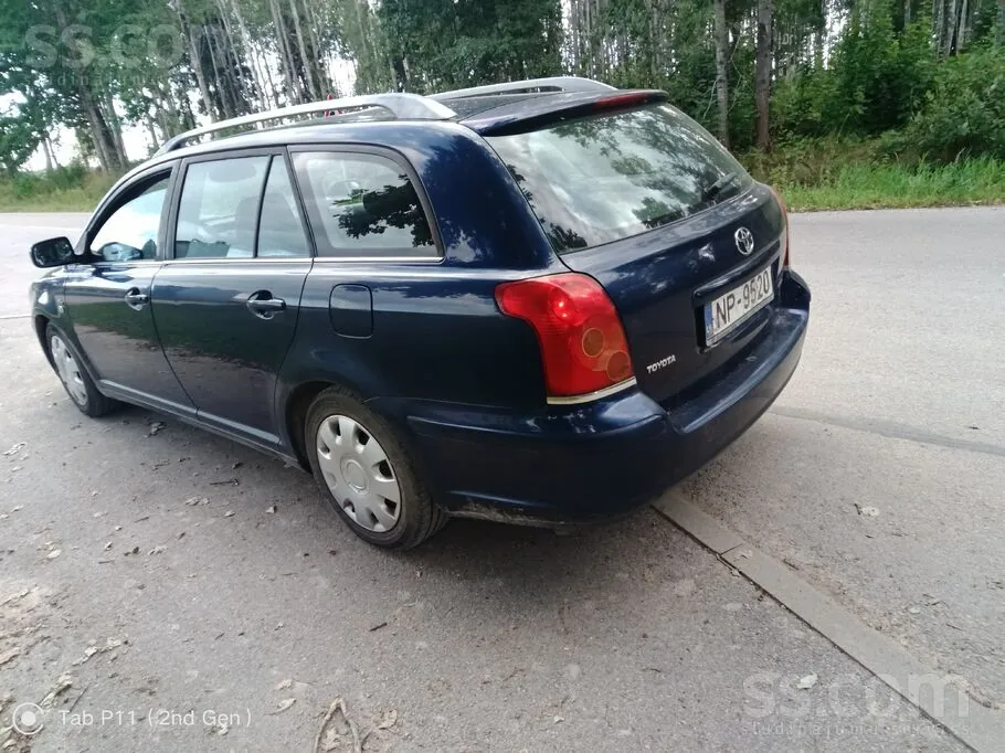 Toyota Avensis 2004 photo 3